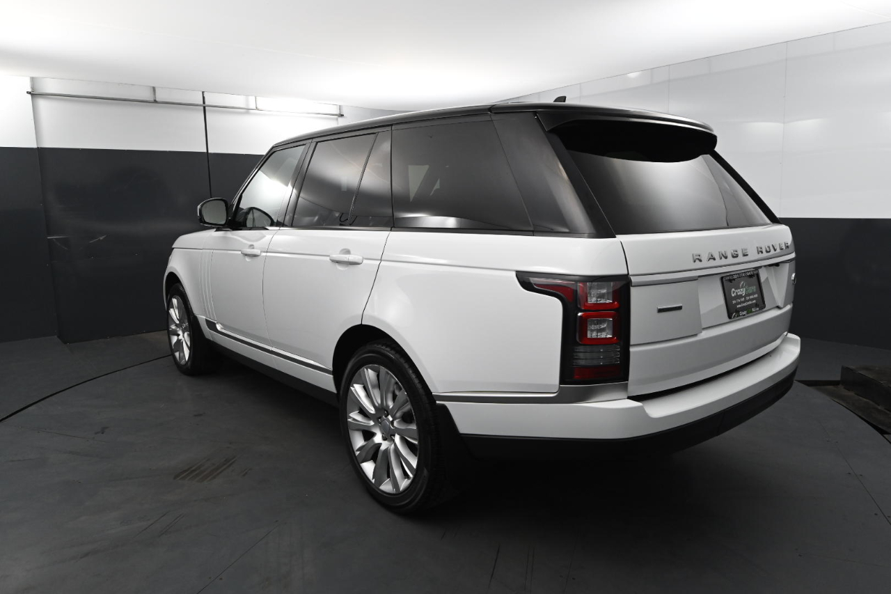 2016 Land Rover Range Rover SuperCharged photo 3