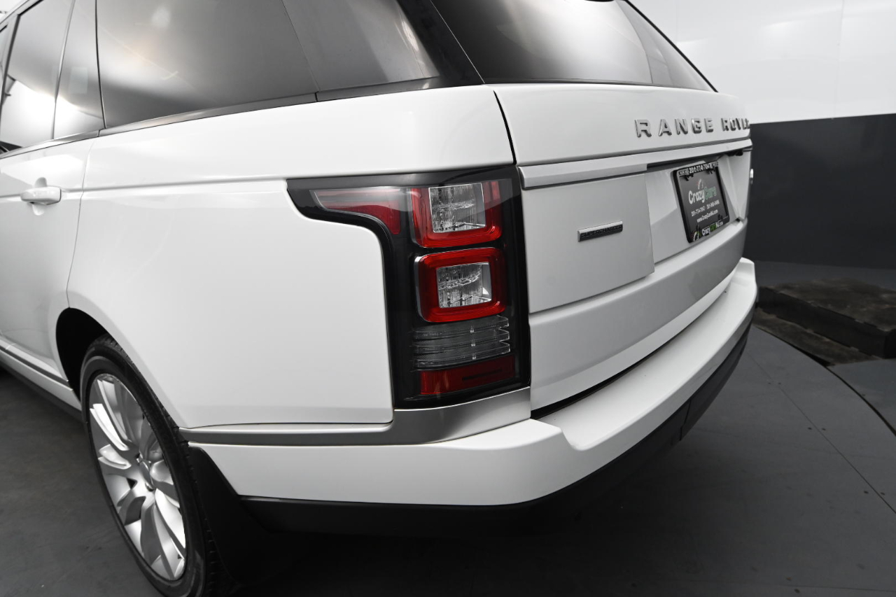 2016 Land Rover Range Rover SuperCharged photo 12