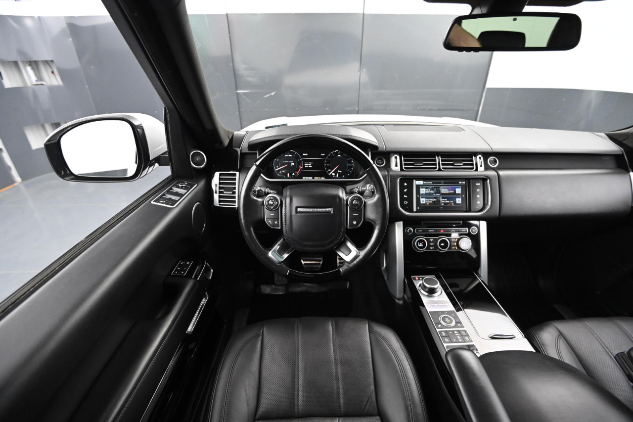 2016 Land Rover Range Rover SuperCharged photo 21
