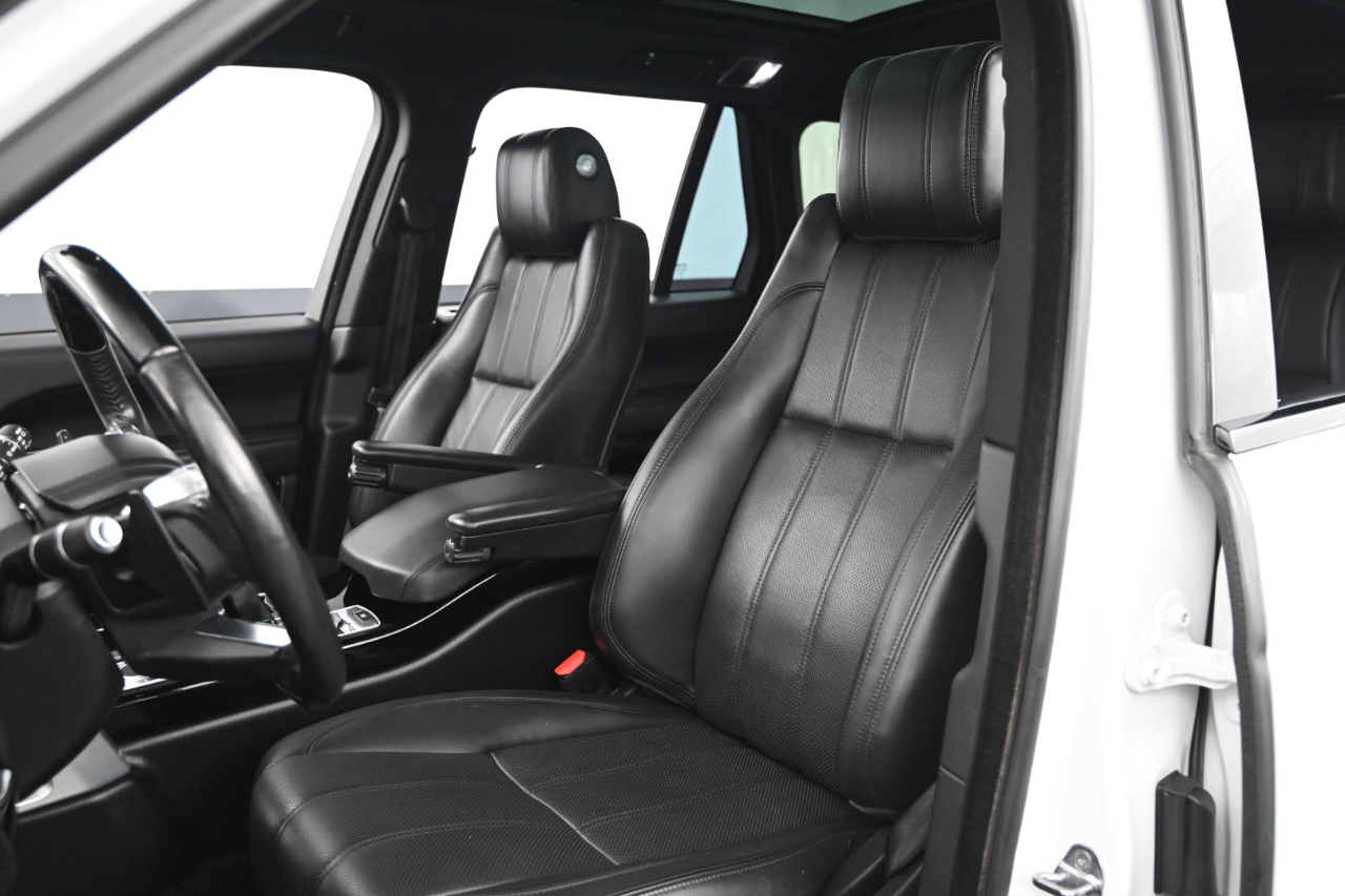2016 Land Rover Range Rover SuperCharged photo 32