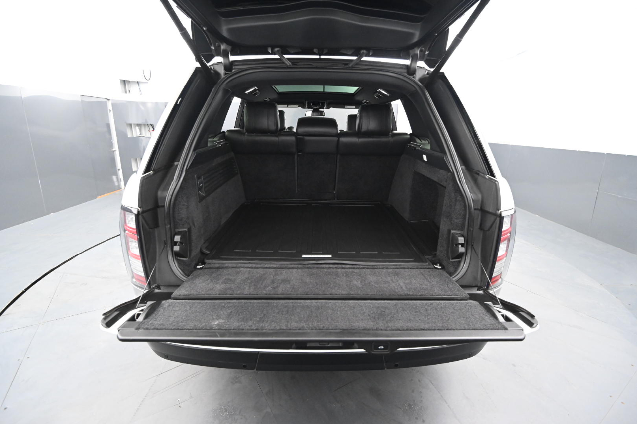 2016 Land Rover Range Rover SuperCharged photo 34