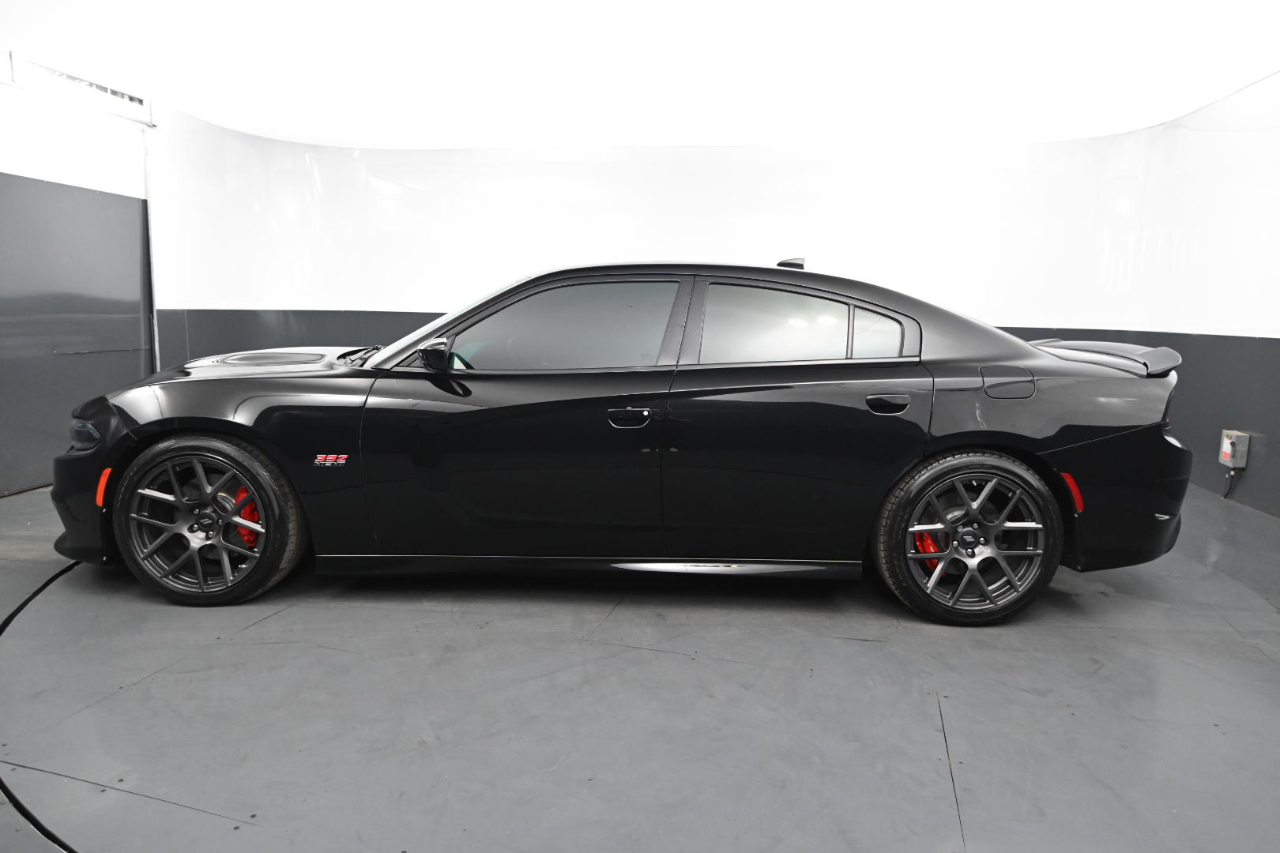 2019 Dodge Charger R/T Scat Pack photo 2