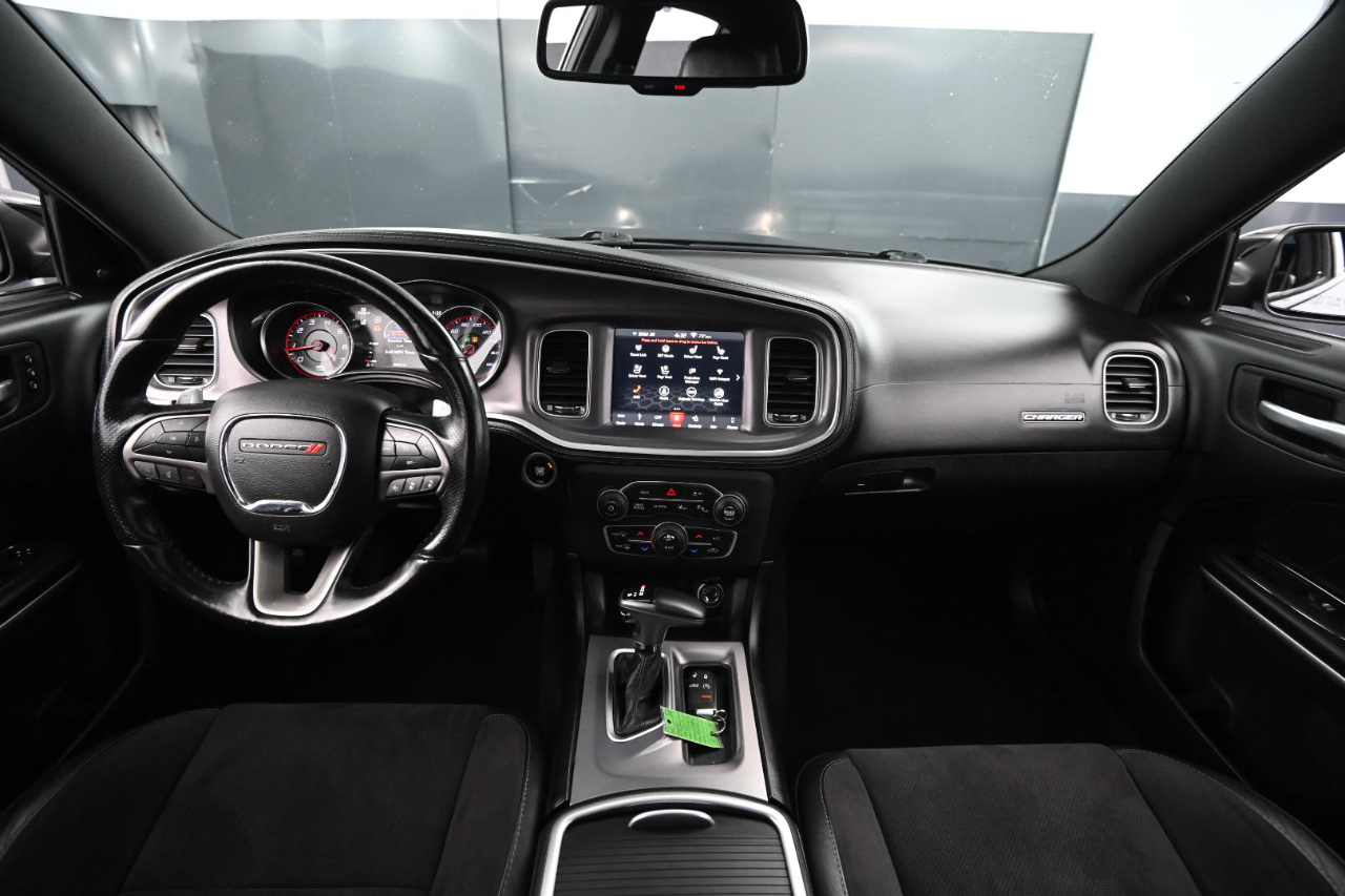 2019 Dodge Charger R/T Scat Pack photo 18