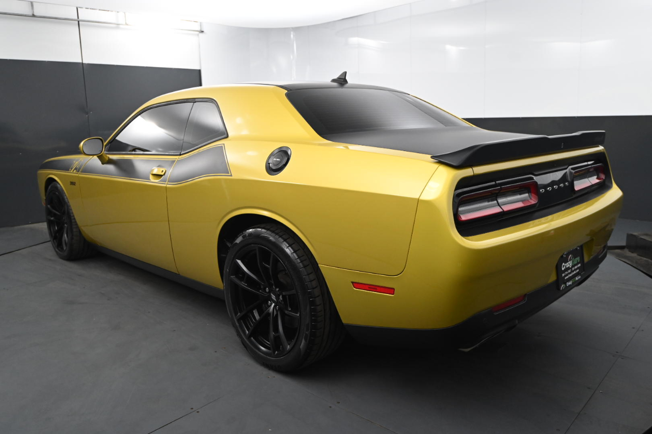 2021 Dodge Challenger R/T Scat Pack photo 3