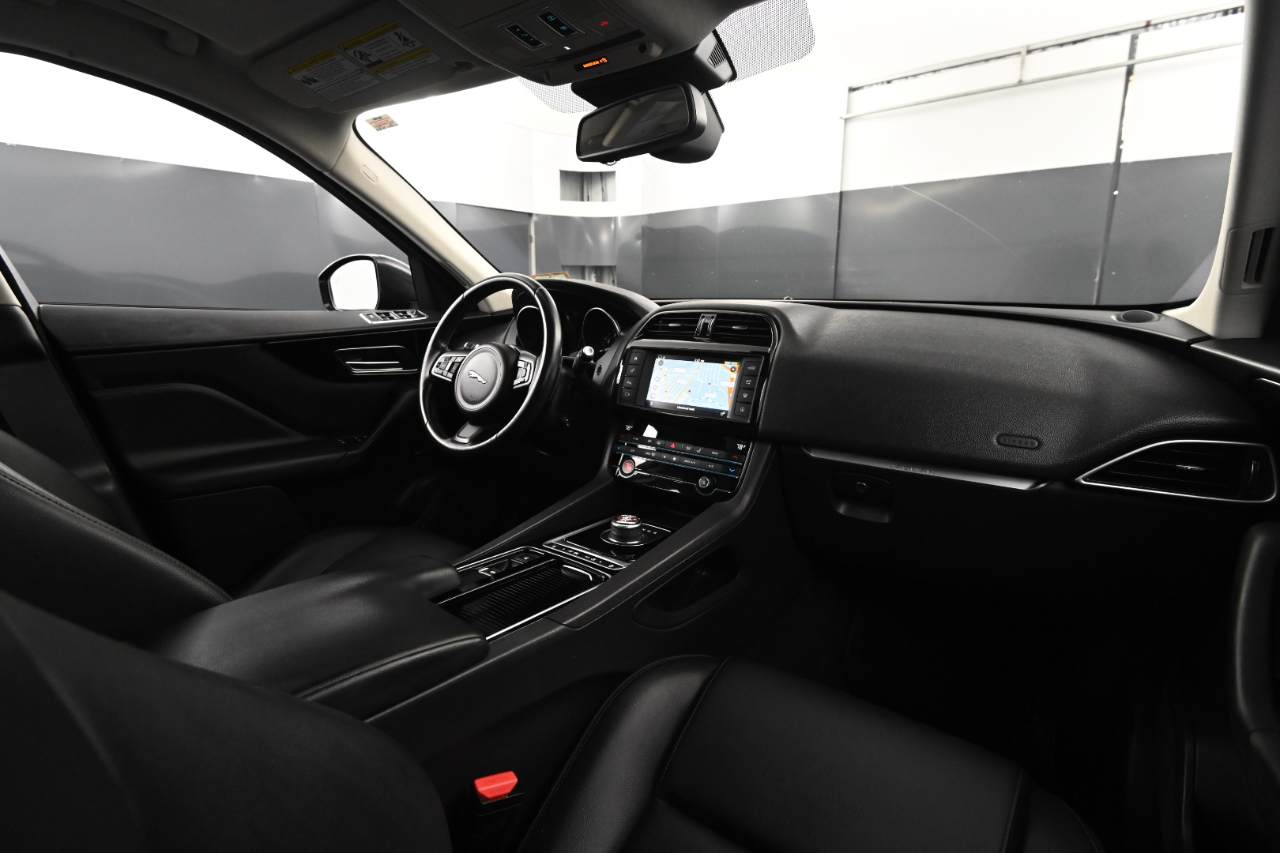 Jaguar F-Pace 25t Premium 2018 Jaguar F-Pace 25t Premium 2018