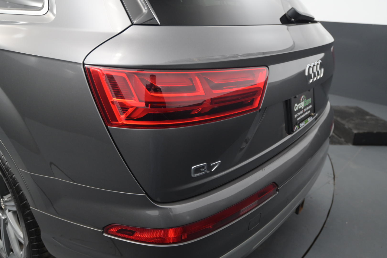 Audi Q7 2.0 Premium Plus quattro 2019 Audi Q7 2.0 Premium Plus quattro 2019