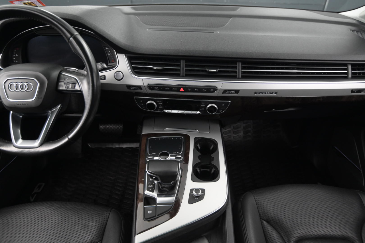 Audi Q7 2.0 Premium Plus quattro 2019 Audi Q7 2.0 Premium Plus quattro 2019