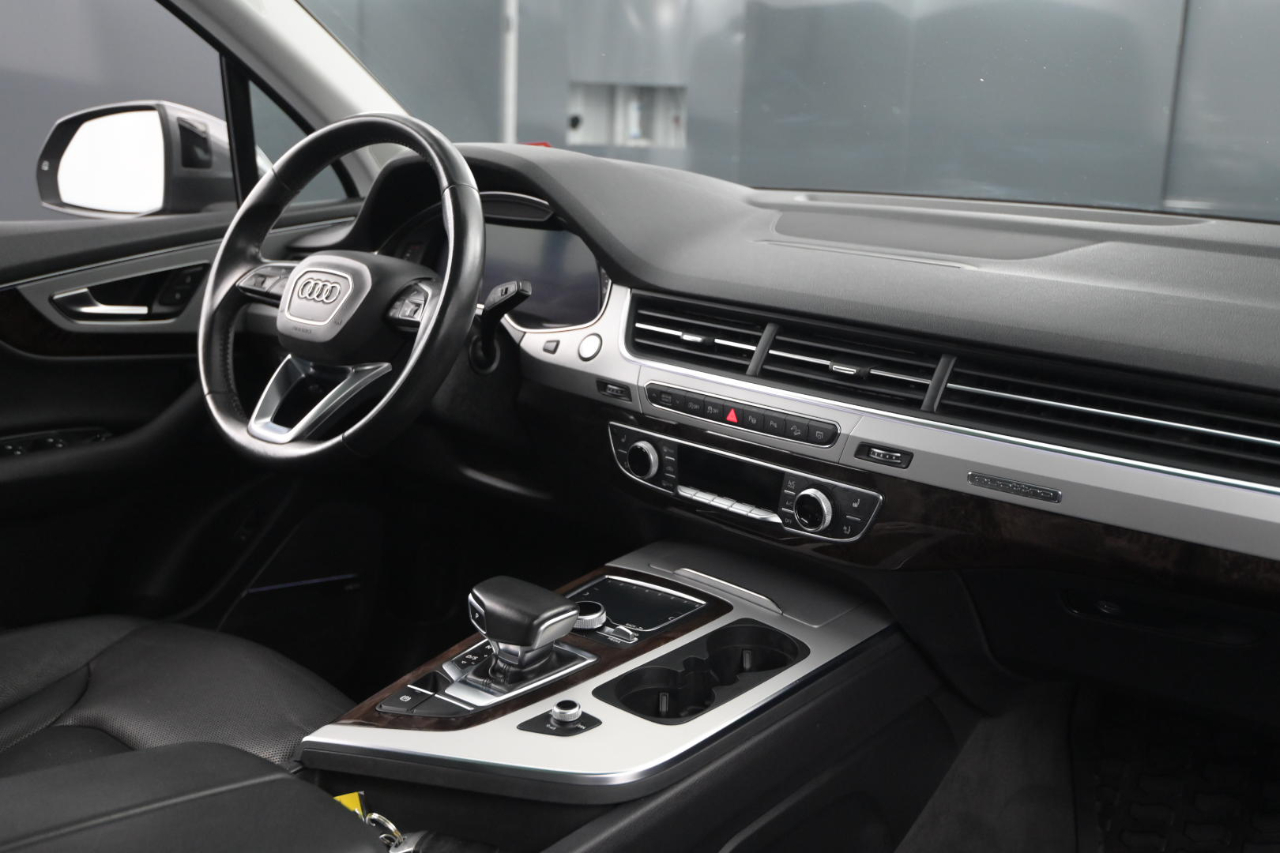 Audi Q7 2.0 Premium Plus quattro 2019 Audi Q7 2.0 Premium Plus quattro 2019