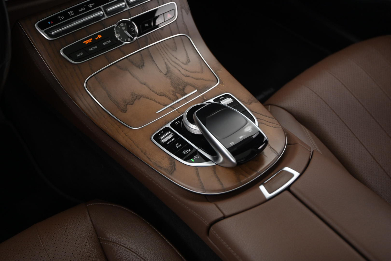 Mercedes-Benz E-Class E350 Sedan 4MATIC 2020 Mercedes-Benz E-Class E350 Sedan 4MATIC 2020