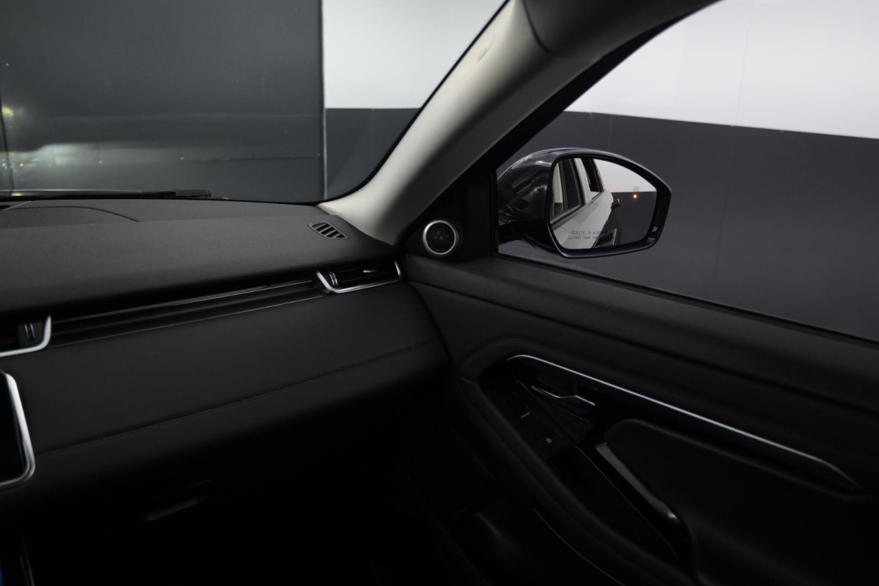 Land Rover Range Rover Evoque SE 2022 Land Rover Range Rover Evoque SE 2022