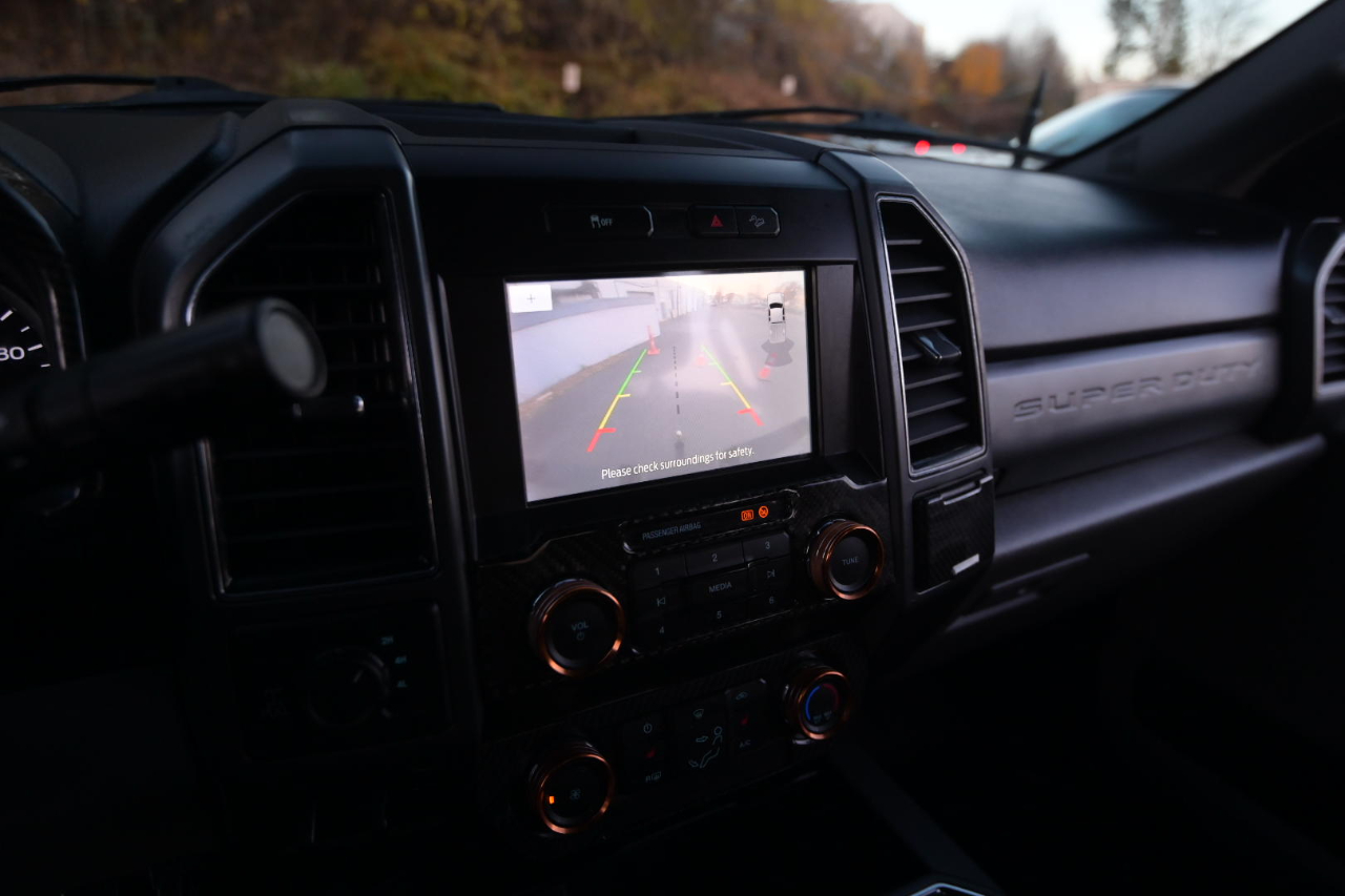 Ford F-250 SD XLT 4WD Crew Cab 8' Box 2021