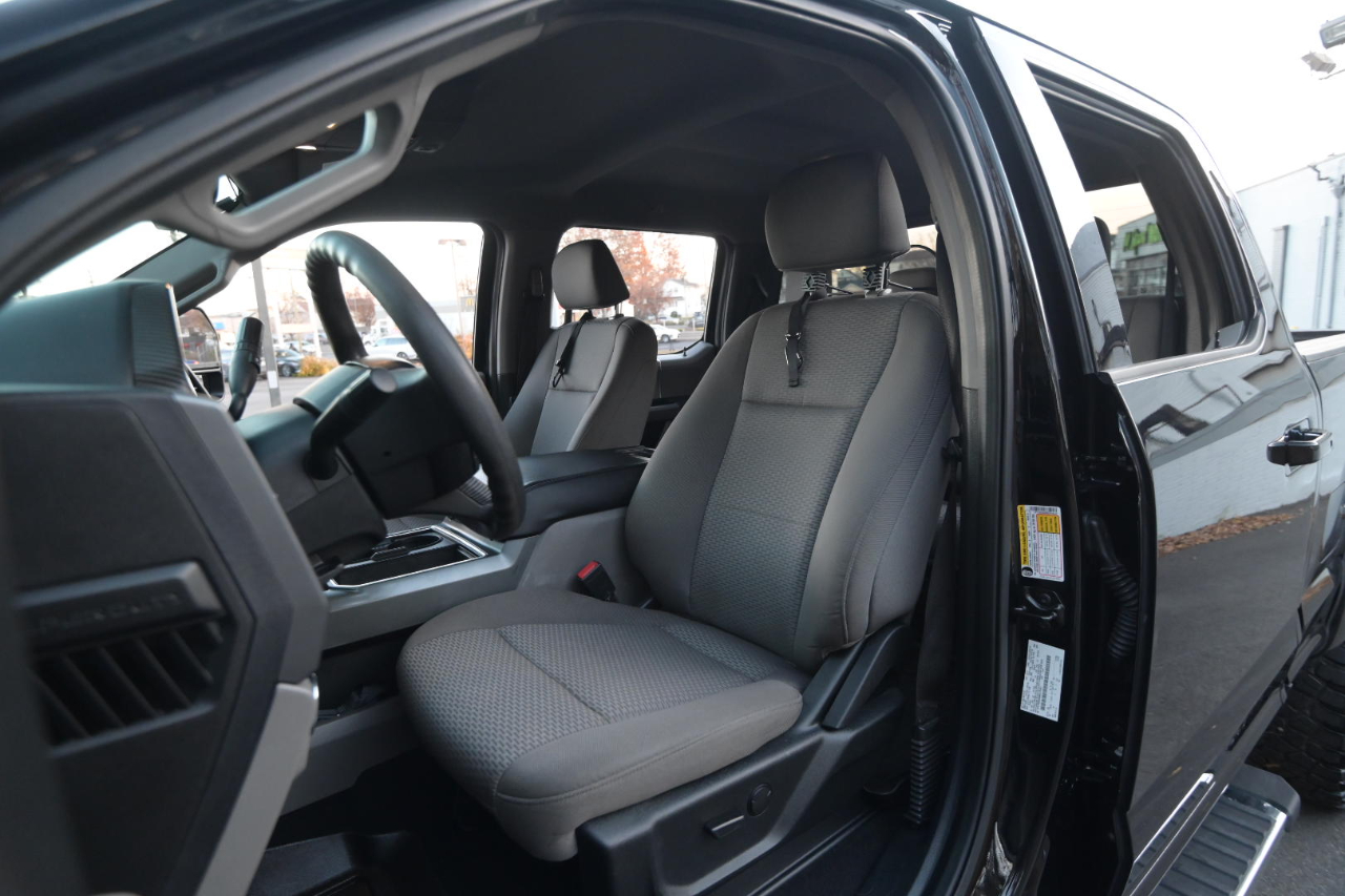 Ford F-250 SD XLT 4WD Crew Cab 8' Box 2021