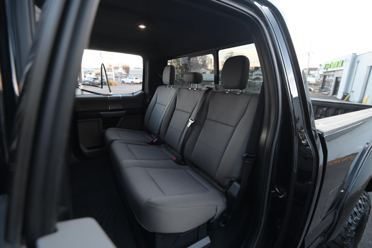 Ford F-250 SD XLT 4WD Crew Cab 8' Box 2021