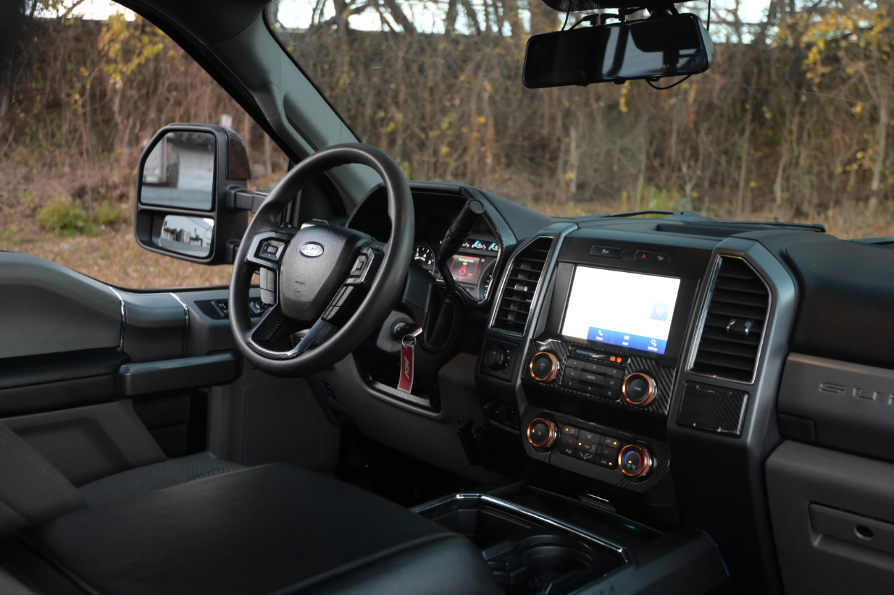 Ford F-250 SD XLT 4WD Crew Cab 8' Box 2021