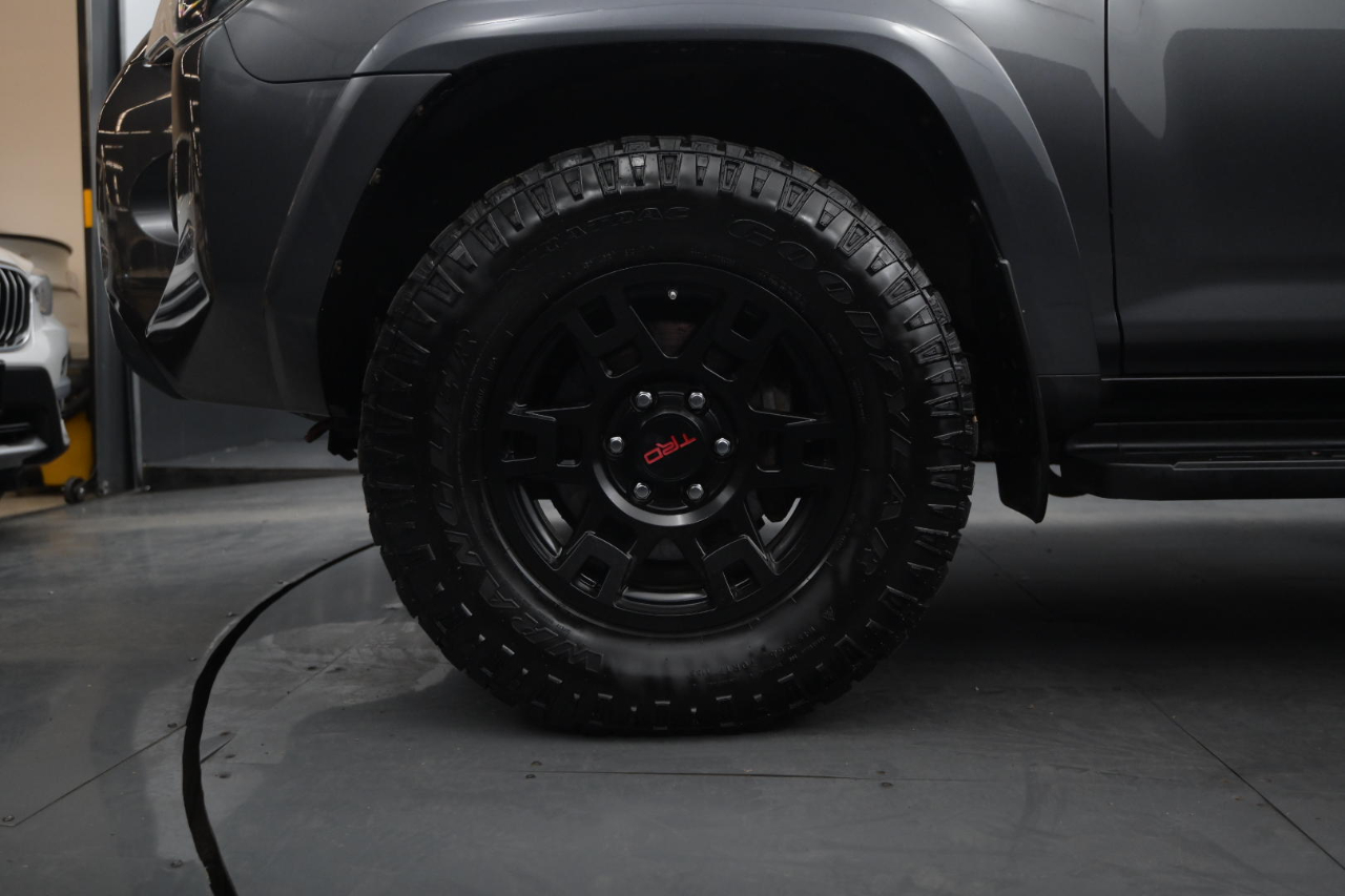 Toyota 4Runner 4WD 4dr V6 SR5 Premium (Natl) 2016