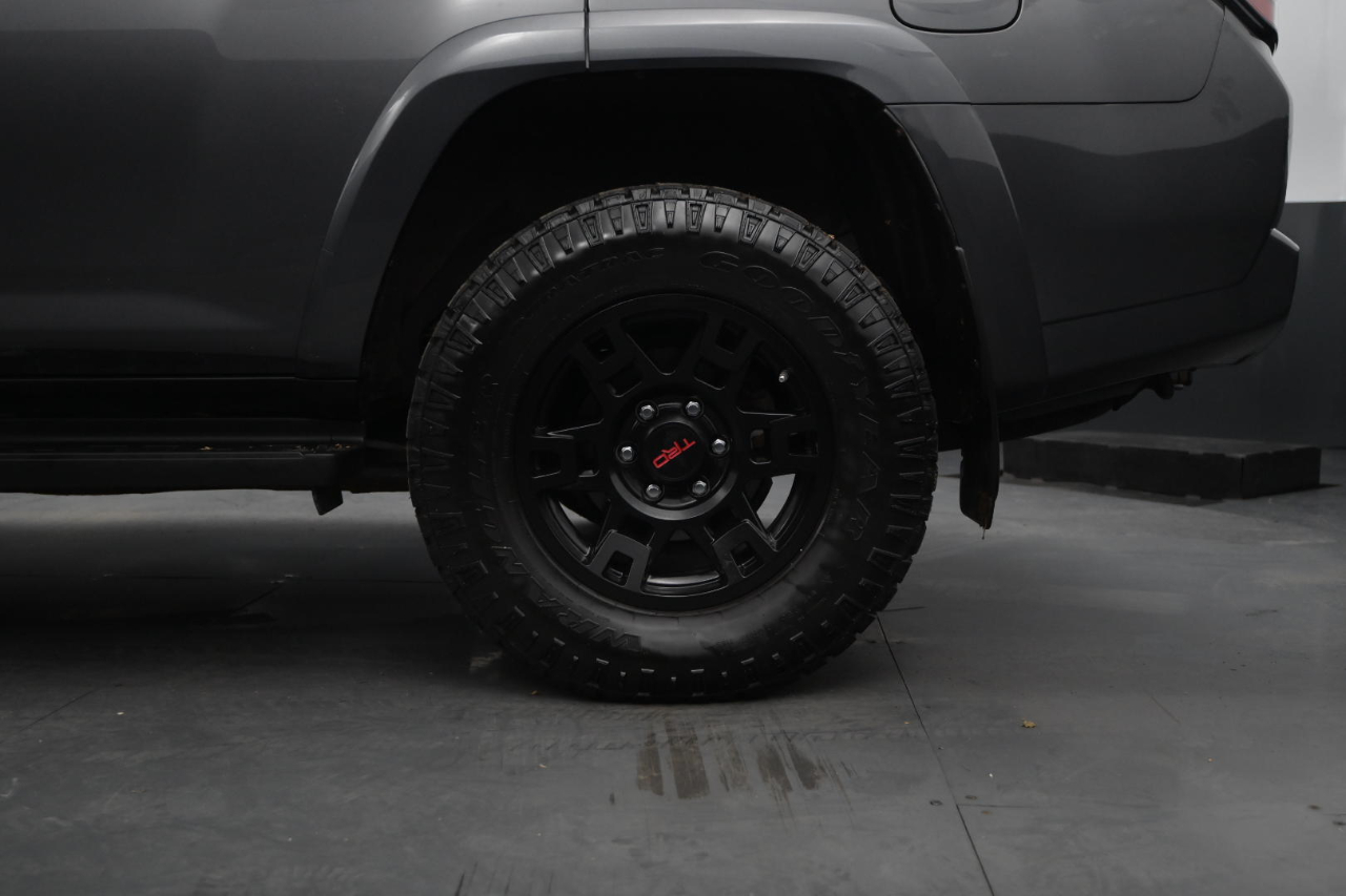 Toyota 4Runner 4WD 4dr V6 SR5 Premium (Natl) 2016