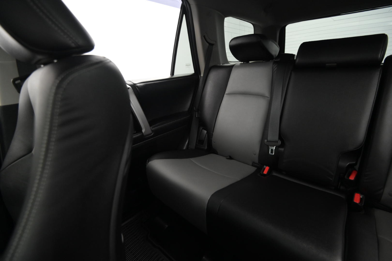 Toyota 4Runner 4WD 4dr V6 SR5 Premium (Natl) 2016