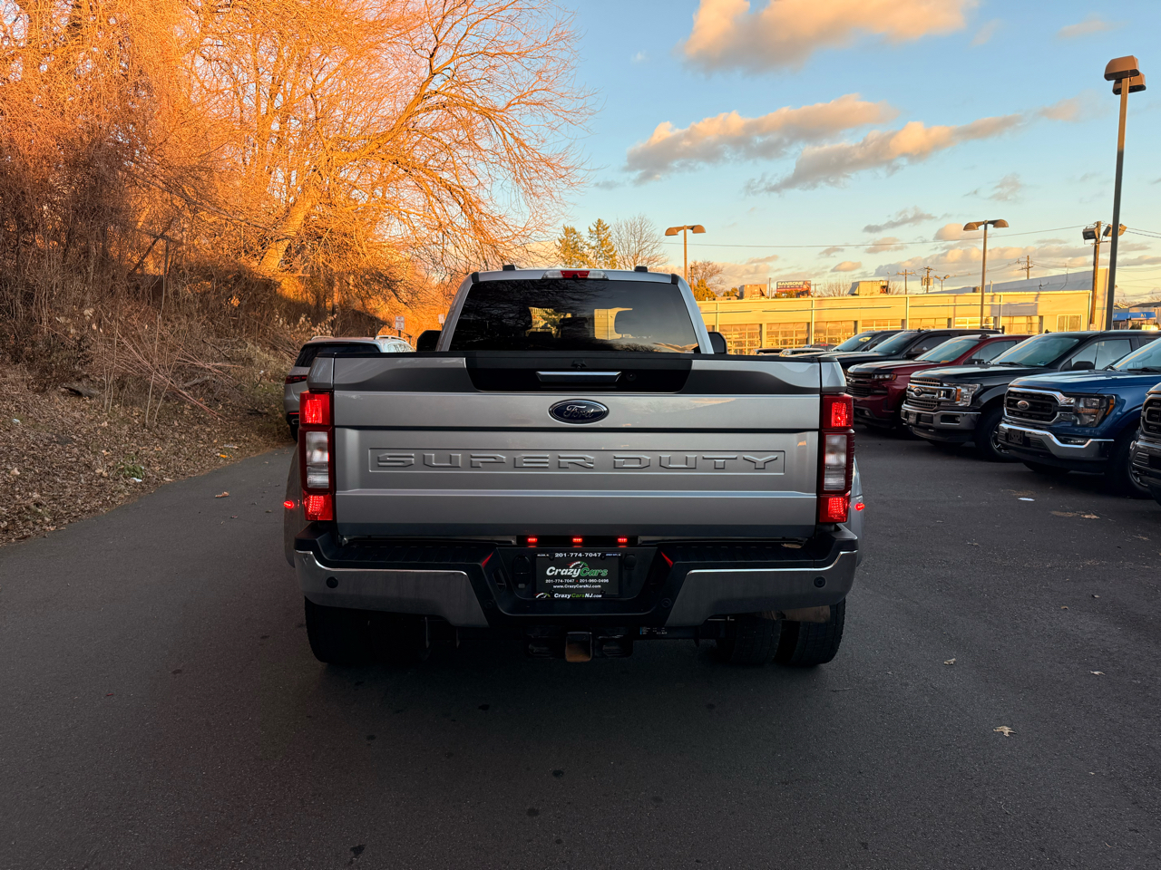 Ford Super Duty F-450 DRW XLT 4WD Crew Cab 8' Box 2022