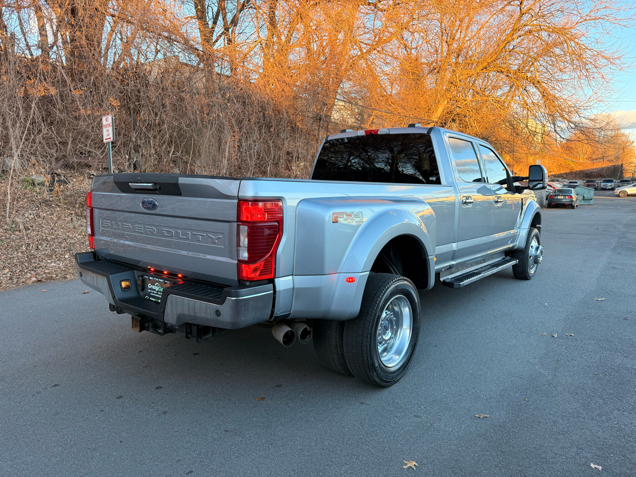 Ford Super Duty F-450 DRW XLT 4WD Crew Cab 8' Box 2022