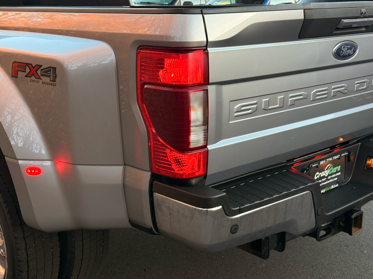 Ford Super Duty F-450 DRW XLT 4WD Crew Cab 8' Box 2022