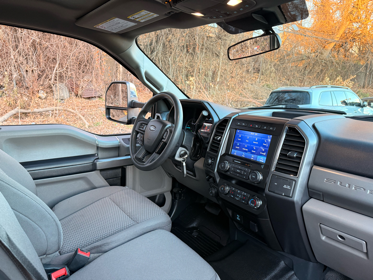 Ford Super Duty F-450 DRW XLT 4WD Crew Cab 8' Box 2022