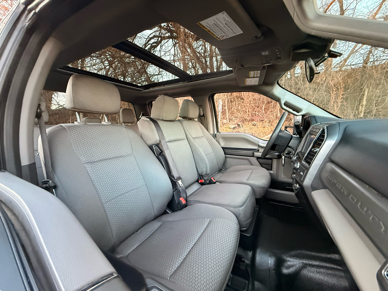 Ford Super Duty F-450 DRW XLT 4WD Crew Cab 8' Box 2022