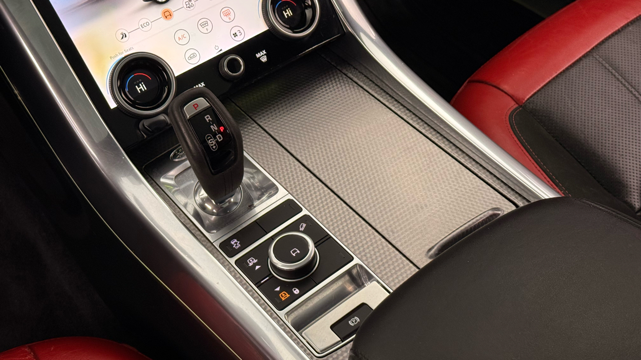 Land Rover Range Rover Sport Turbo i6 MHEV HST 2020