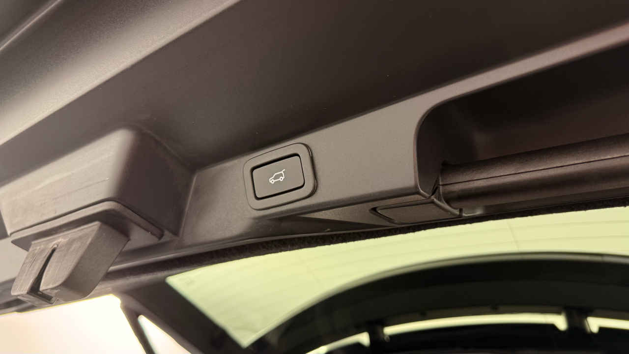 Land Rover Range Rover Sport Turbo i6 MHEV HST 2020