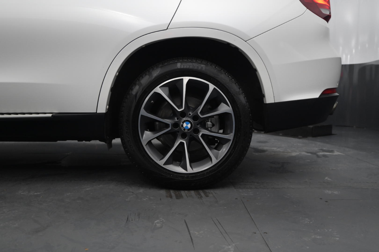 BMW X5 xDrive35i Sports Activity Vehicle 2017