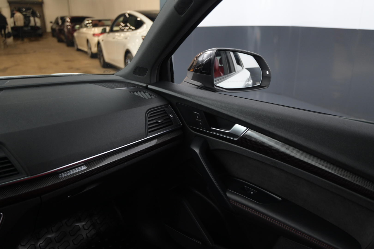 Audi SQ5 Premium Plus 3.0 TFSI quattro 2020