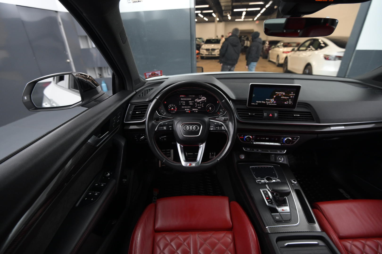 Audi SQ5 Premium Plus 3.0 TFSI quattro 2020