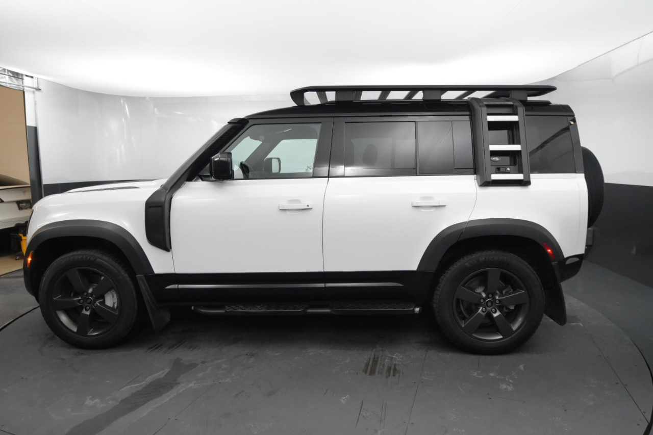 Land Rover Defender 110 X-Dynamic SE AWD 2023