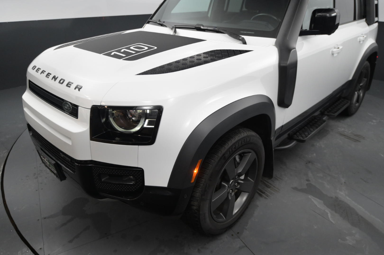 Land Rover Defender 110 X-Dynamic SE AWD 2023