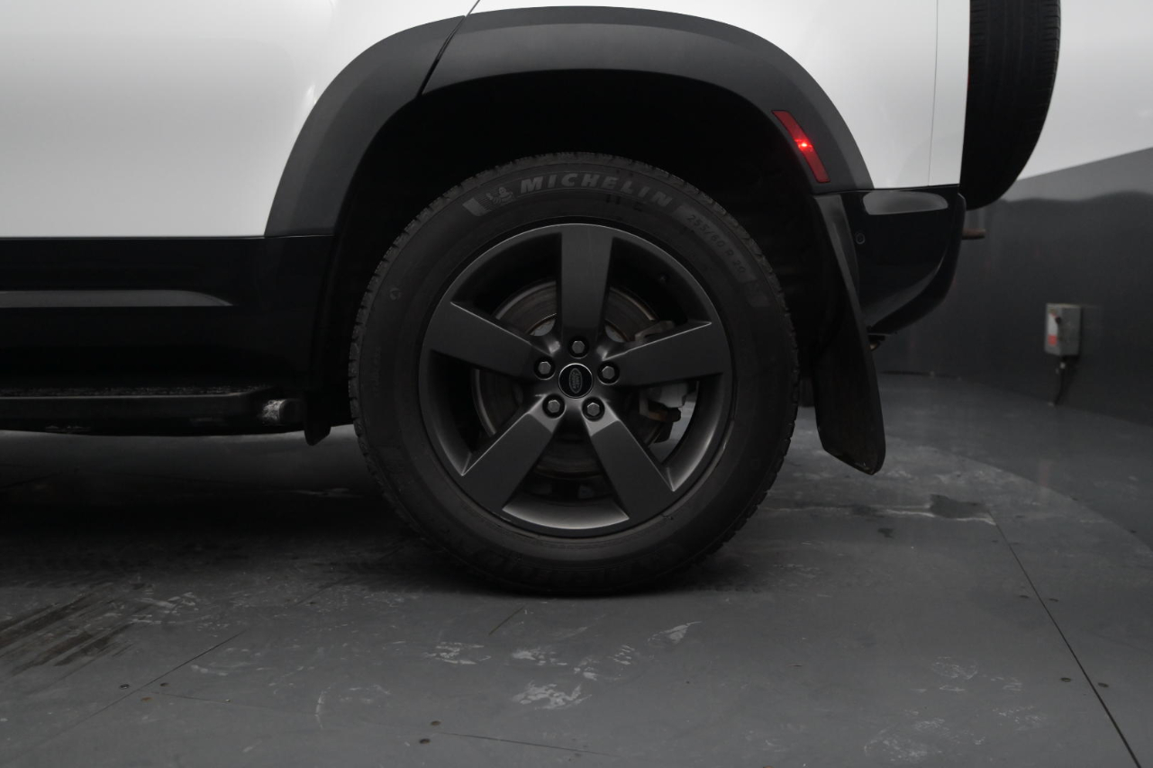 Land Rover Defender 110 X-Dynamic SE AWD 2023