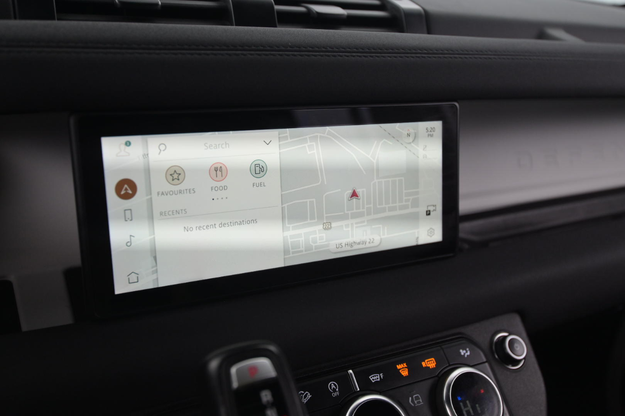 Land Rover Defender 110 X-Dynamic SE AWD 2023