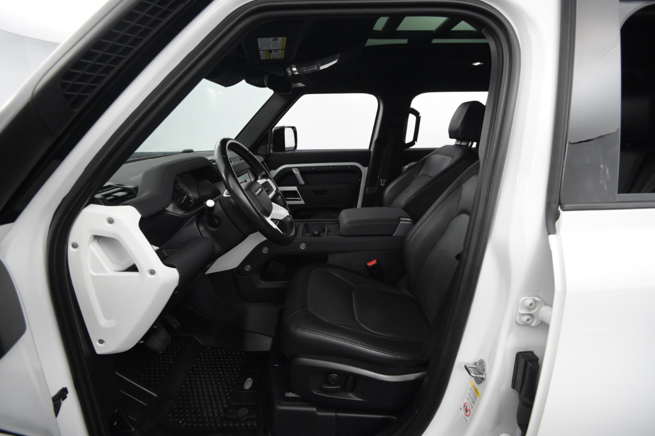 Land Rover Defender 110 X-Dynamic SE AWD 2023