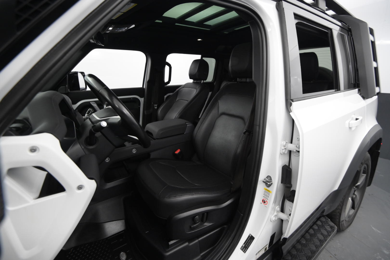 Land Rover Defender 110 X-Dynamic SE AWD 2023