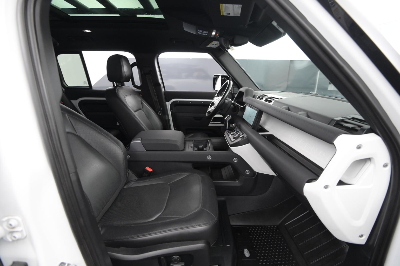 Land Rover Defender 110 X-Dynamic SE AWD 2023