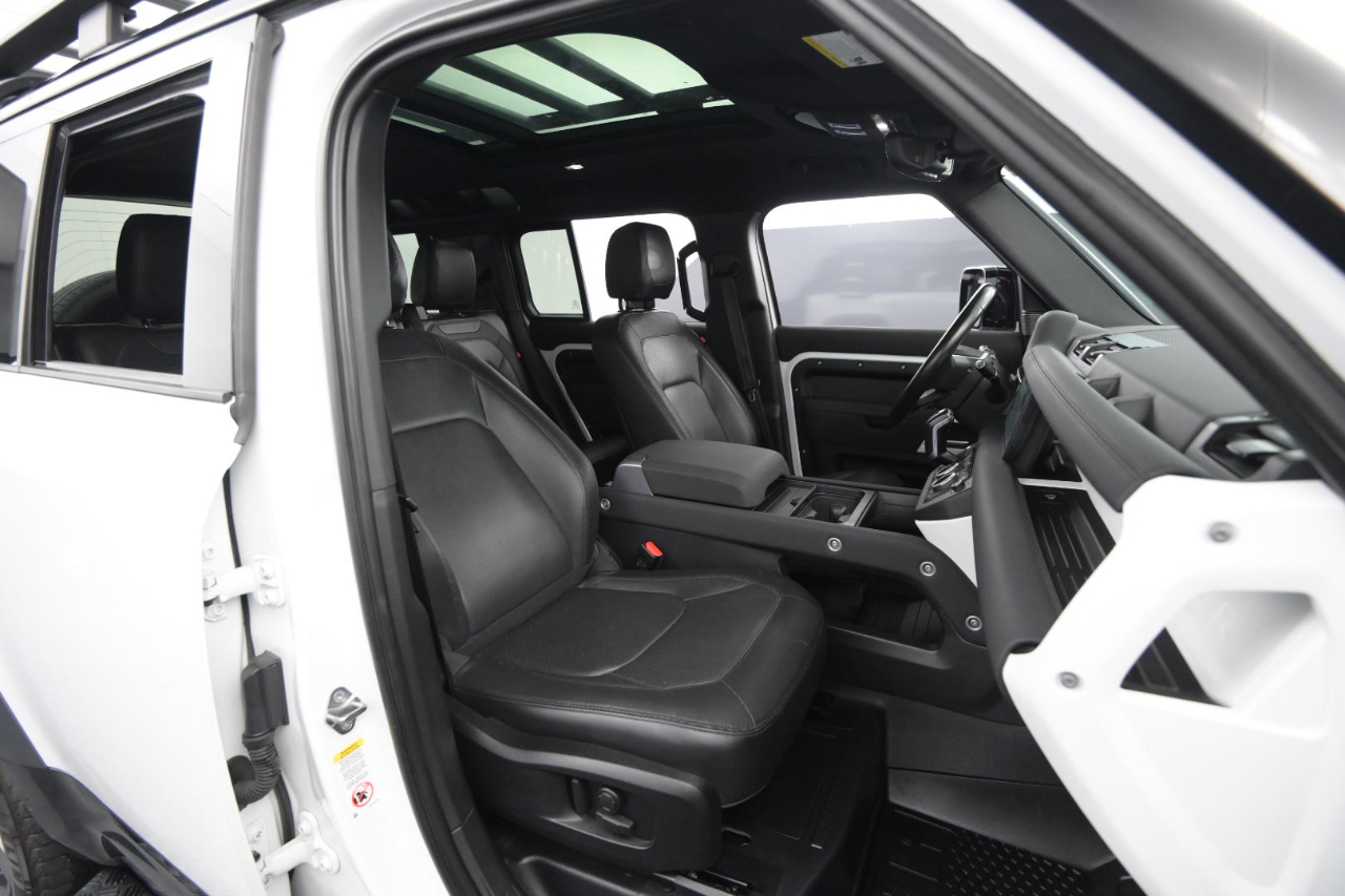 Land Rover Defender 110 X-Dynamic SE AWD 2023