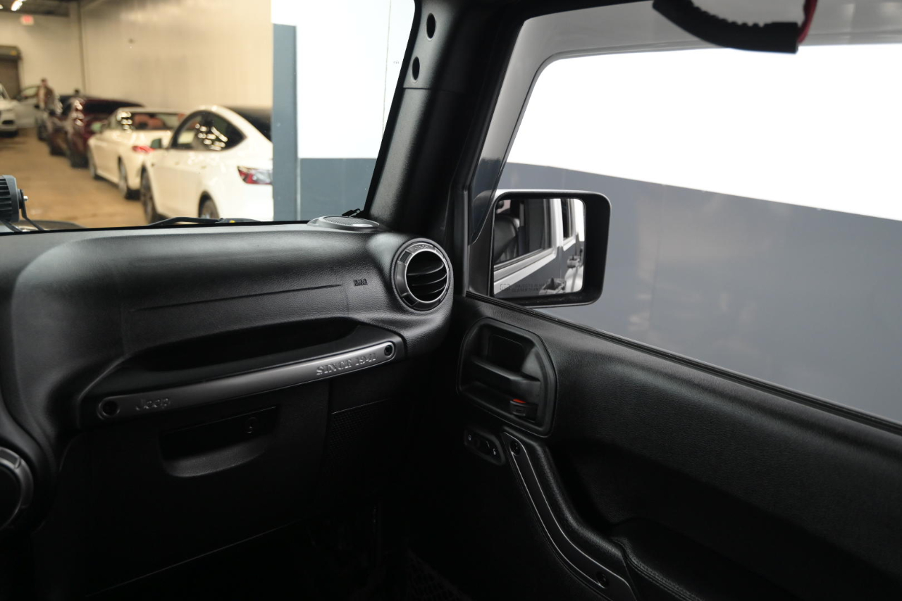 Jeep Wrangler JK Unlimited Altitude 4x4 2018