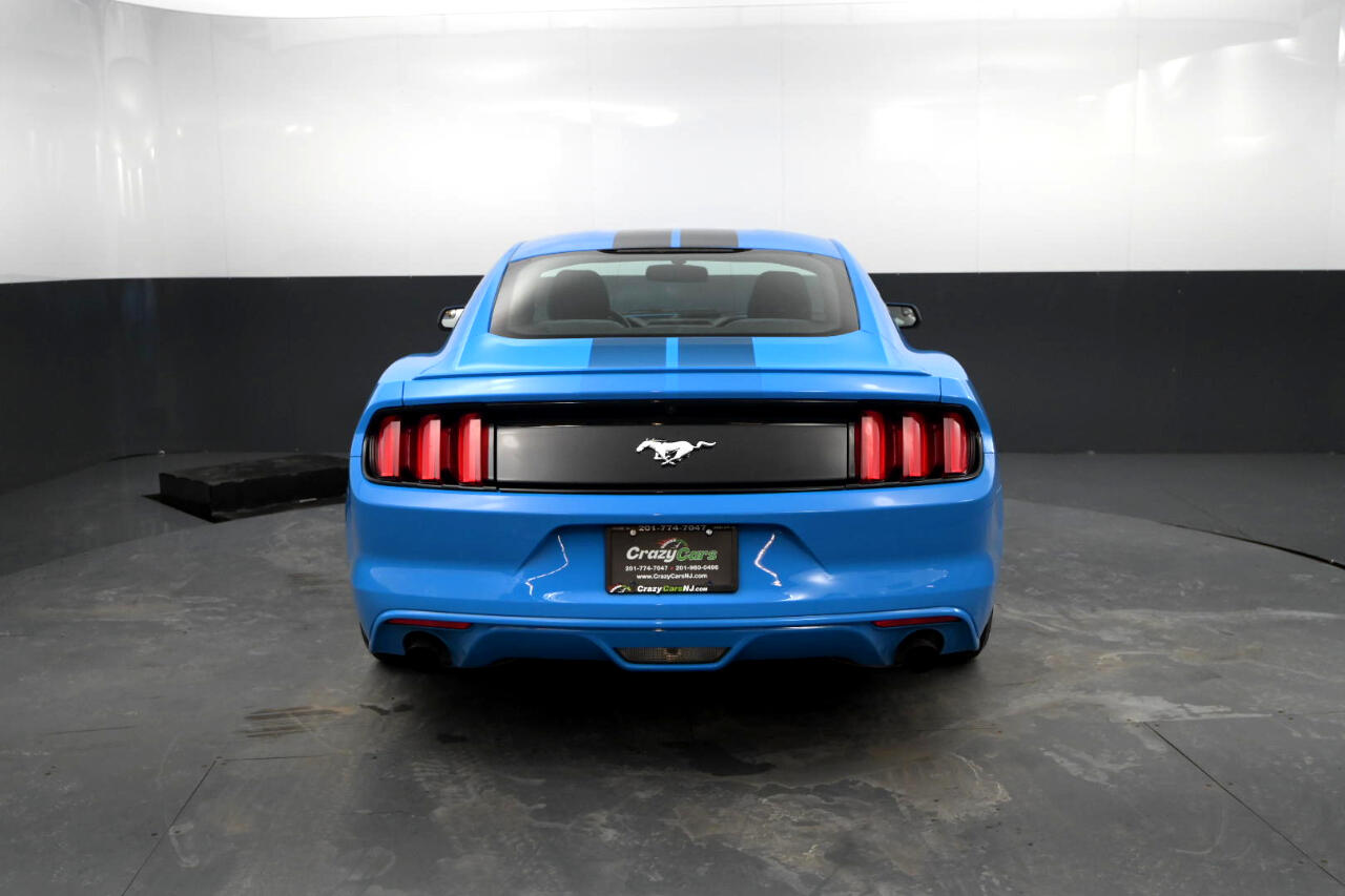 Ford Mustang EcoBoost Fastback 2017