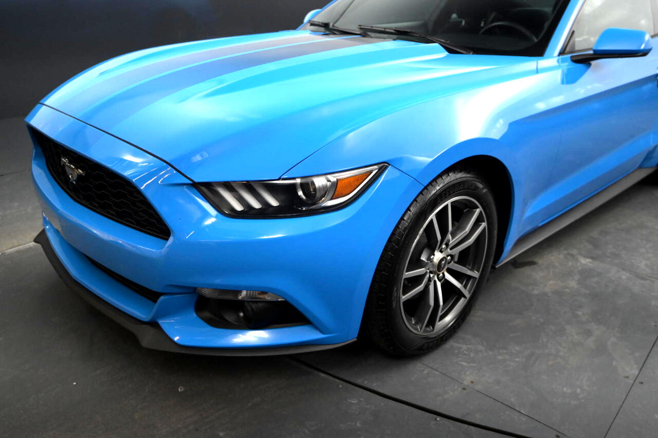 Ford Mustang EcoBoost Fastback 2017