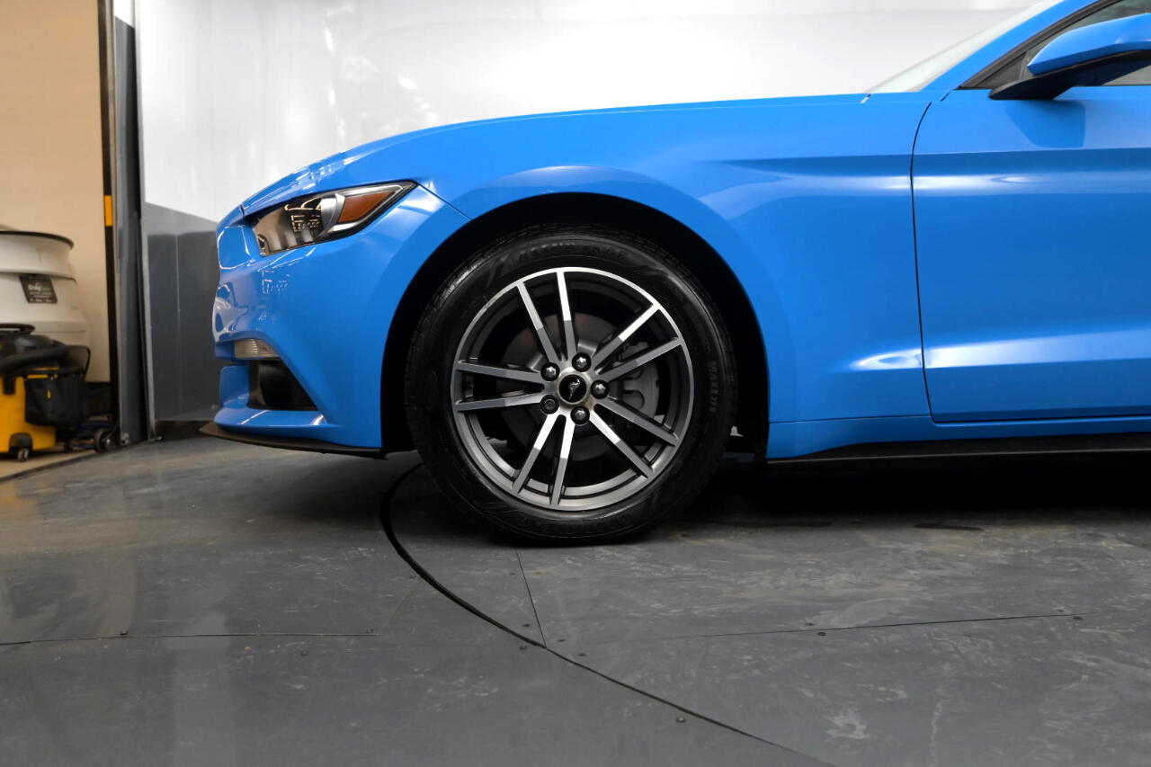 Ford Mustang EcoBoost Fastback 2017