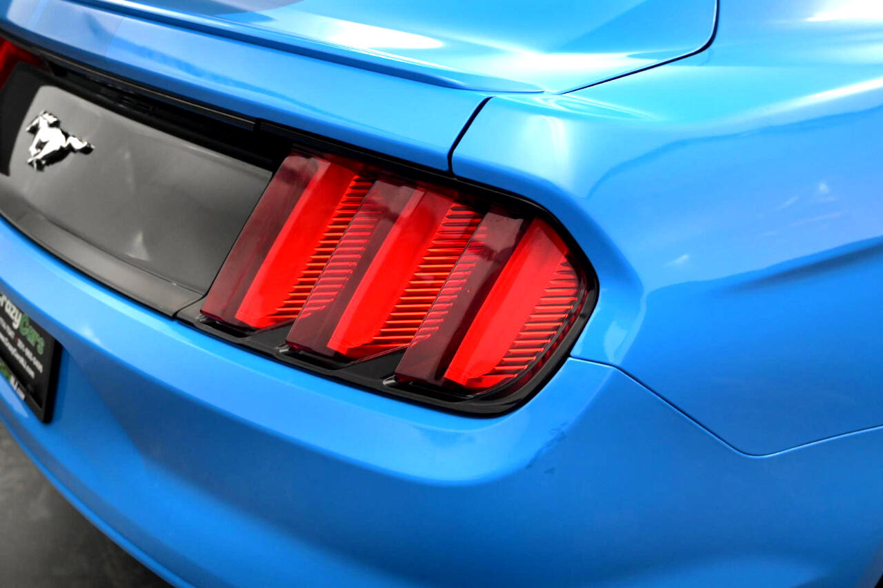 Ford Mustang EcoBoost Fastback 2017