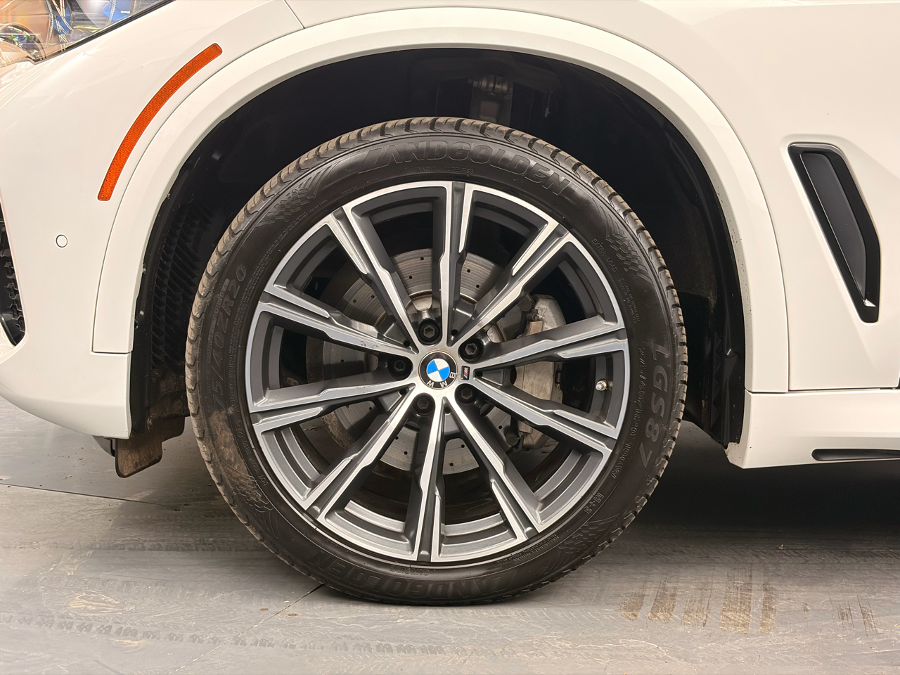 BMW X5 xDrive40i Sports Activity Vehicle 2019