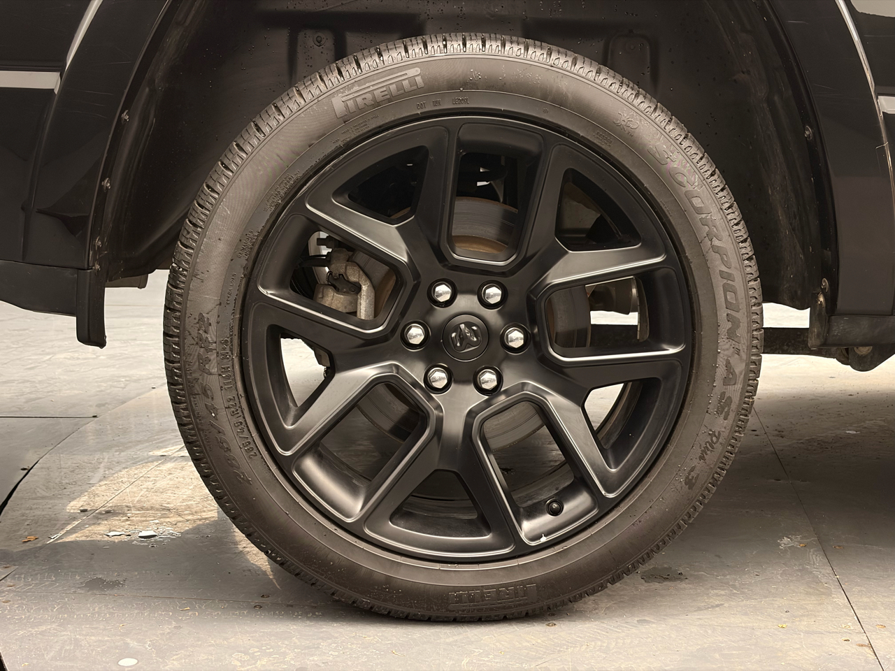 RAM 1500 Laramie 4x4 Crew Cab 5'7" Box 2022