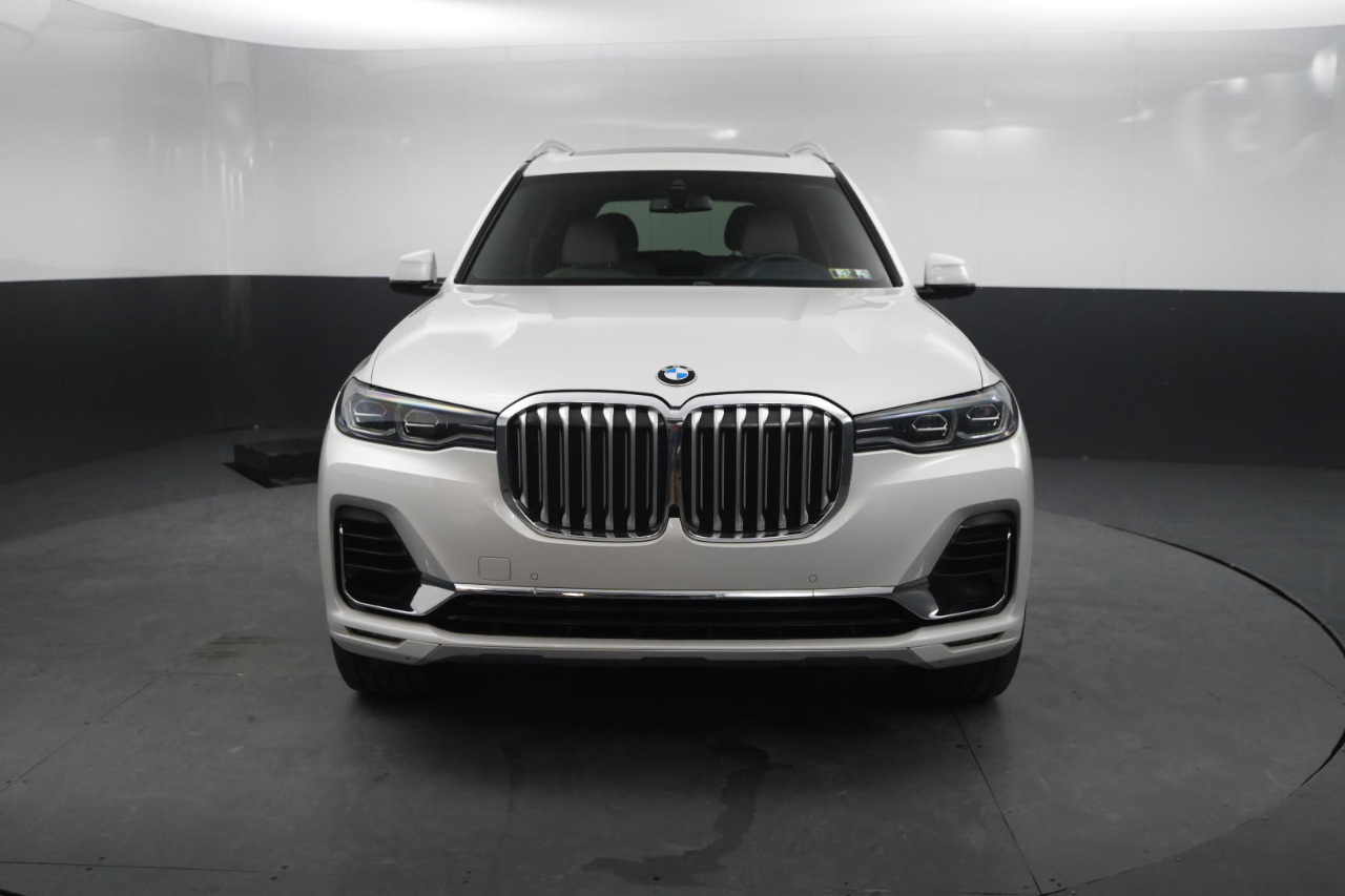 BMW X7 xDrive40i Sports Activity Vehicle 2020