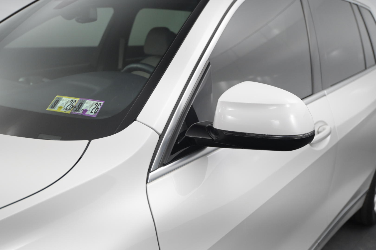 BMW X7 xDrive40i Sports Activity Vehicle 2020