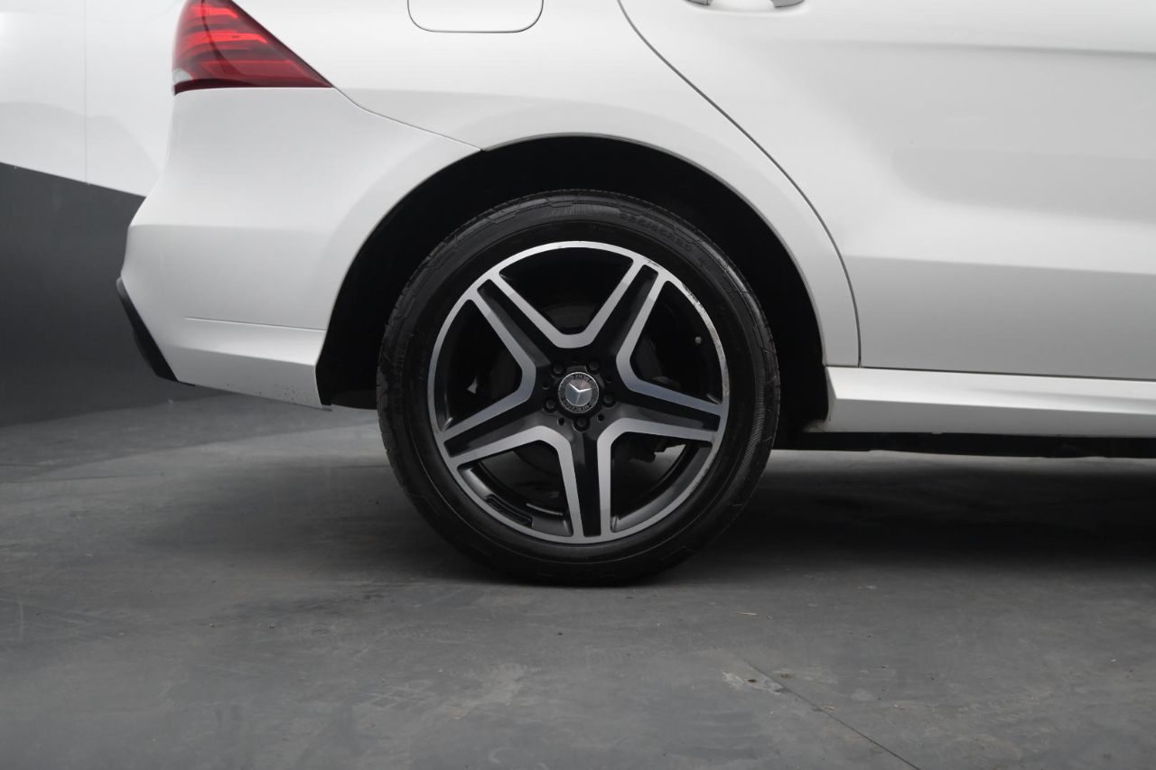 Mercedes-Benz GLE 4MATIC 4dr GLE 400 2016