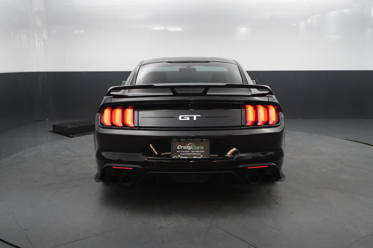 Ford Mustang GT Fastback 2018